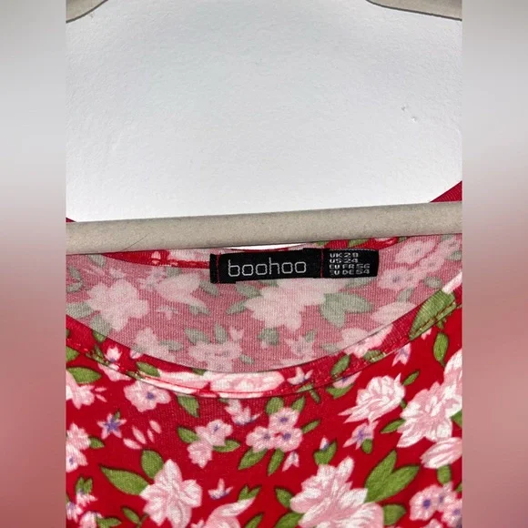 Plus size floral tiered dress - Picture 4 of 5